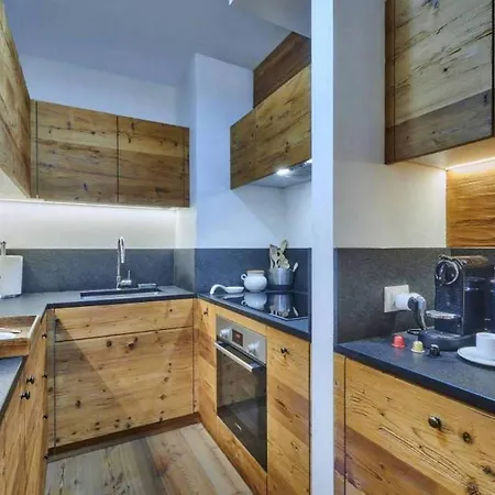 Apartment 3br Lovely In - What'app - 0039-344-544-4174 - For Reservations!